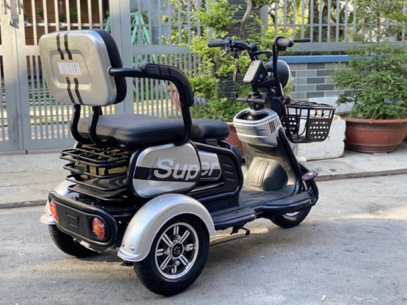 Đánh giá xe điện Super