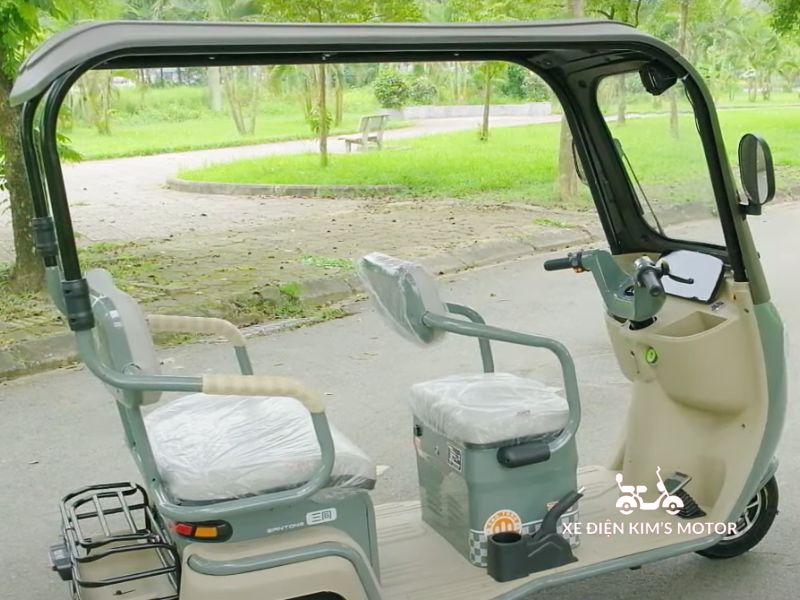 Top 3 mẫu minibus chạy campus, sân golf, resort Top 3 mẫu minibus chạy campus, sân golf, resort