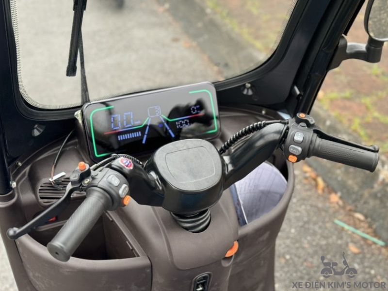 Xe điện 3 bánh có mái che Tuyên Quang
